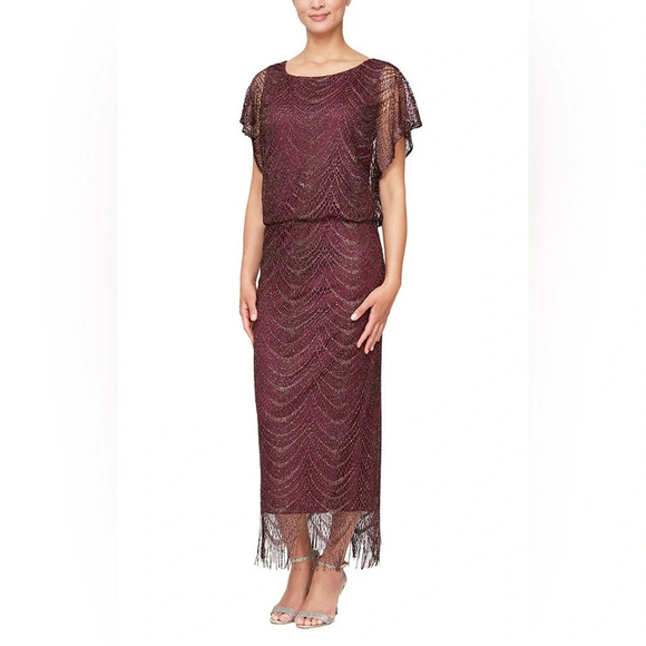 SLNY
Fringe Hem Crochet
Blouson Long Dress in fig color size 6 - Picture 3 of 11